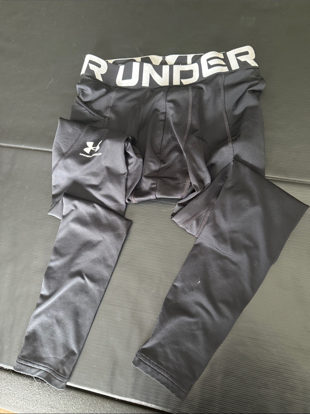 Under Armour Black Men’s Compression cold gear with Logo Waistband